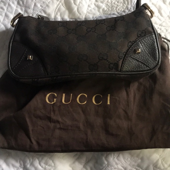 GUCCI CLUTCH - Picture 1 of 3